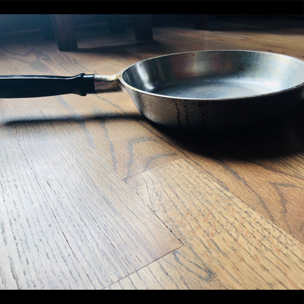 Club Aluminum Hammered Pan